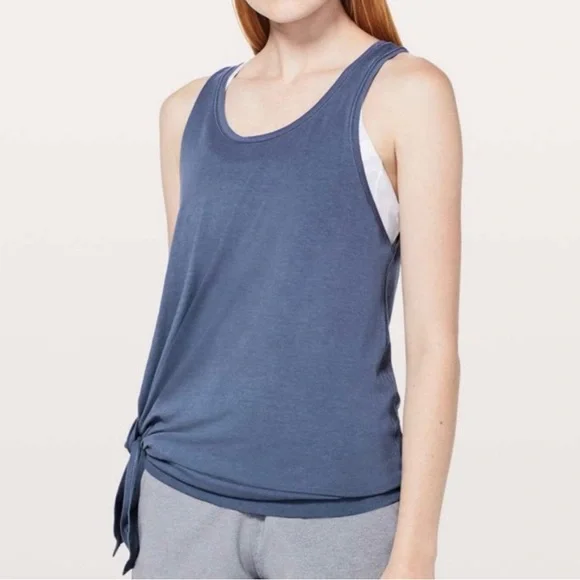 Lululemon Athletica To The Point Knotted Hip Tank Size Medium - Picture 8 of 8